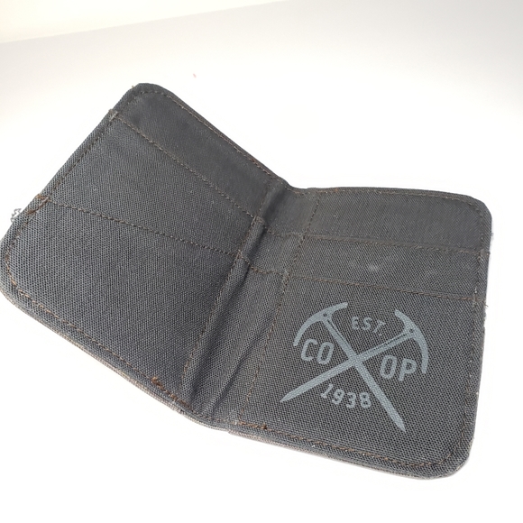 REI Co-Op Pocketbook - Picture 3 of 10